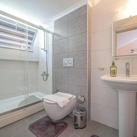 Peaceful Duplex With Splendid View & Shared Pool In Daire Göcek